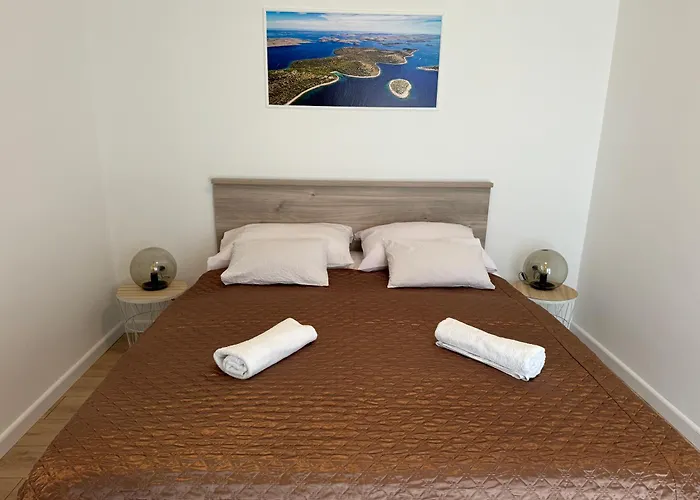 Appartement Noel & Vito 2 *